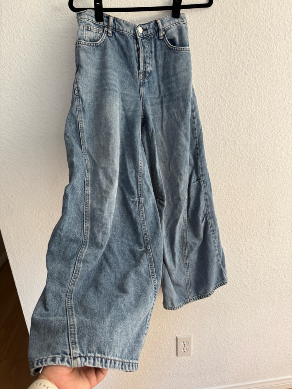 Free People Eden Slouchy Jeans Size 24, $148 online now - Picture 5 of 7